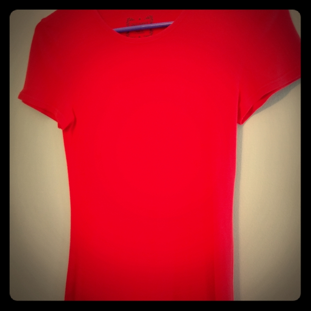 Women's short sleeve tee